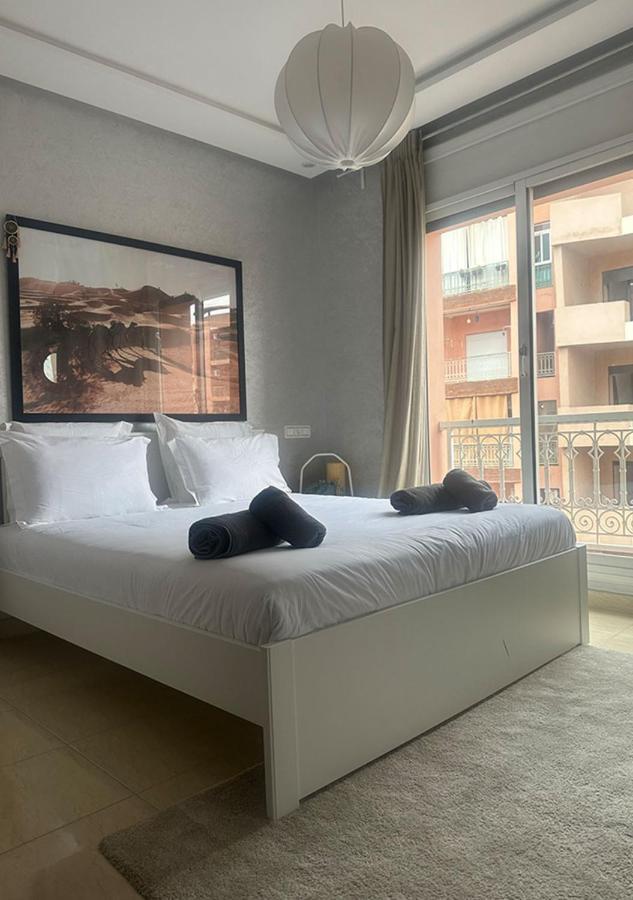 Appartement Agreable En Plein Coeur De Marrakech Pour 2 A 4 Personnes มาร์ราเกช ภายนอก รูปภาพ